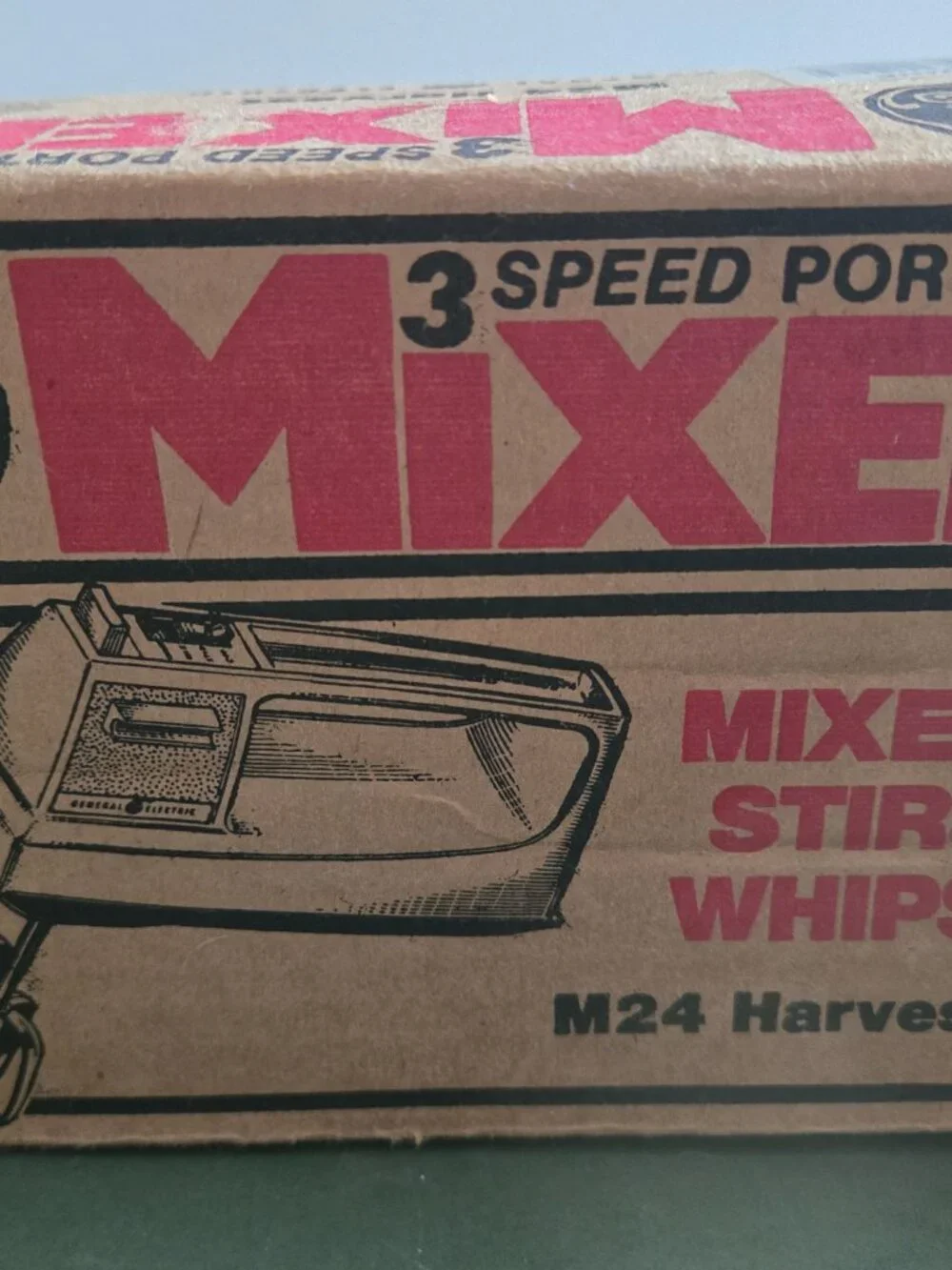 Vintage GE Handmixer